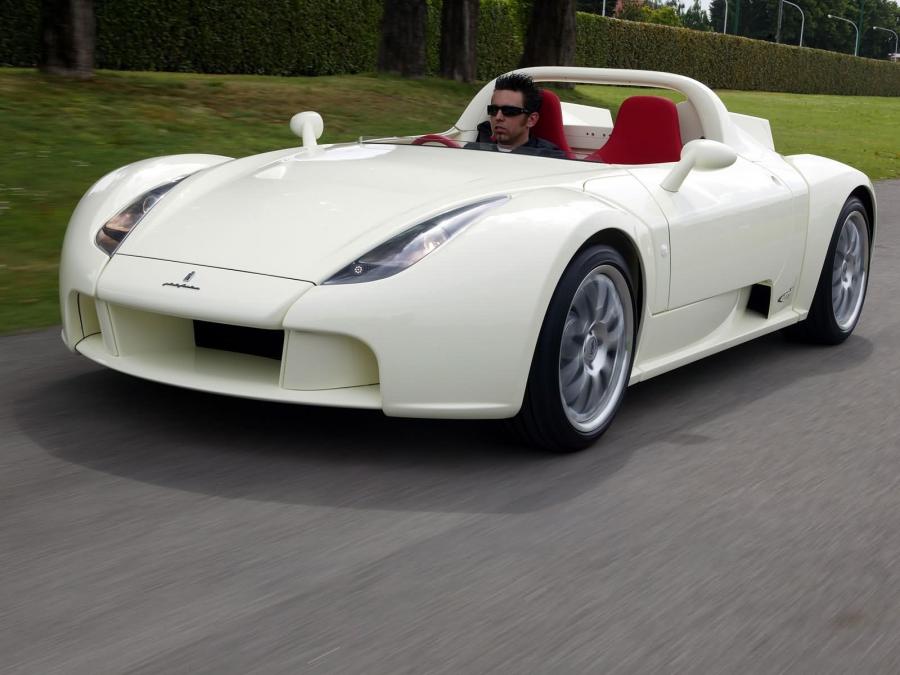  Pininfarina Enjoy 2015 года  (фото 5 из 7)